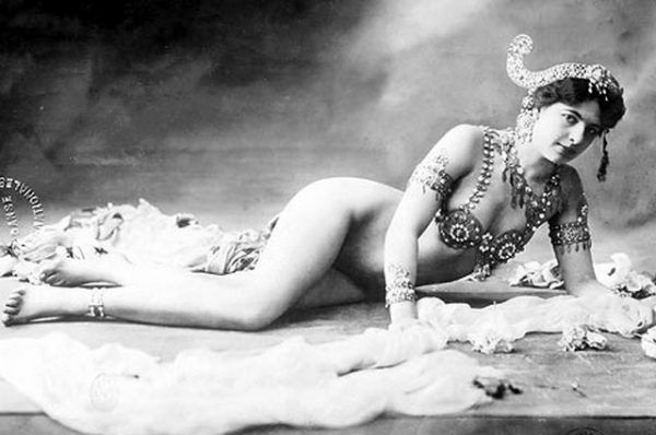 Mata Hari - tani chwyt i to wszystko? Mata Hari - tani chwyt i to wszystko?