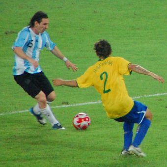 Futbol – przez wielu nazywany najważniejszą rzeczą spośród tych nieważnych (fot. akiwitz, CC BY-SA 2.0).