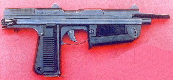 Polski pistolet maszynowy wz. 1963 „Rak” był chętnie wykorzystywany przez bliskowschodnich terrorystów (fot. Ministerstwo Obrony Narodowej, http://www.wp.mil.pl).