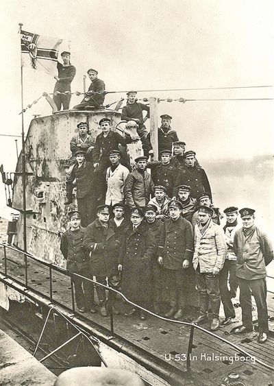 Jeszcze jedno zdjęcie załogi U-53 (źródło: domena publiczna).