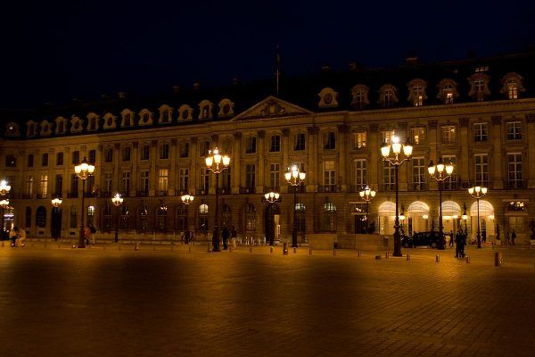 Hotel Ritz w Paryżu. Widok z placu Vendôme.