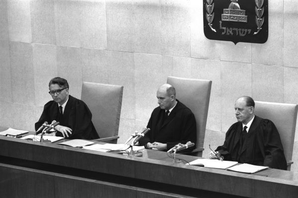 Sędziowie w procesie Eichmanna (fot. Israel Government Press Office).