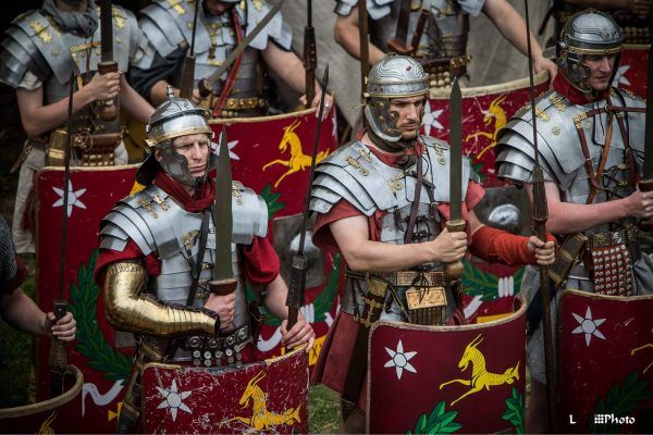 Potęga rzymskich legionów wciąż budzi podziw i fascynację (fot. Robert Łakuta, Legio XXI Rapax).