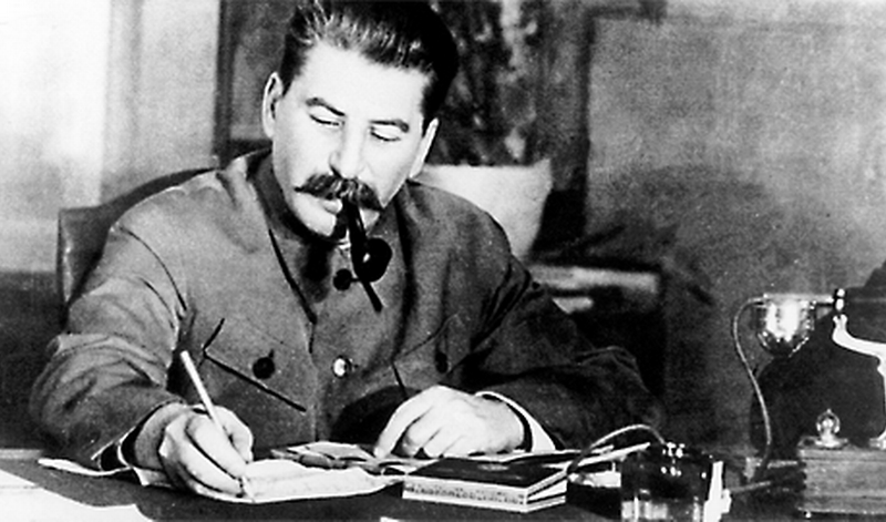 Stalin na długo przed 17 września 1939 roku dawał jasno do zrozumienia, że gdy tylko nadarzy się okazja, zaatakuje Polskę (źródło: domena publiczna).