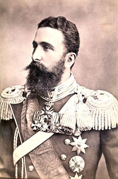 Portret księcia Aleksandra Battenberga sporządzony ok. 1880 roku przez Dymitara Karastojanowa (źródło: domena publiczna).