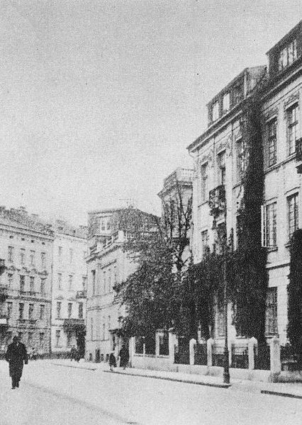 Zachodni odcinek alei Róż. Jedno z miejsc, gdzie od 27 grudnia 1943 roku do 20 stycznia 1944 roku prowadzono rozpoznanie przed zamachem na Kutscherę (źródło: domena publiczna).