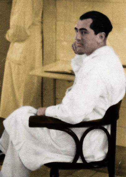 Doktor Erwin Jekelius, morderca w białym kitlu, który zapragnął zostać szwagrem Hitlera (źródło: domena publiczna; koloryzacja: Rafał Kuzak).