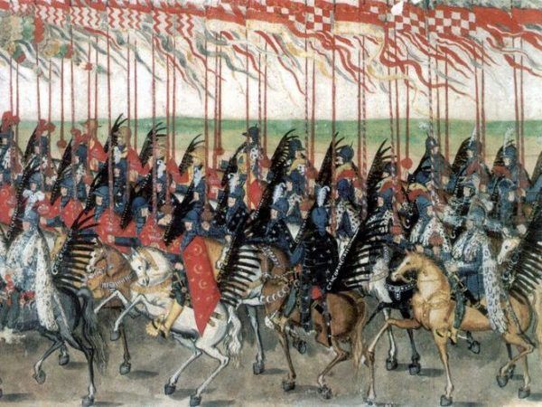Podczas parady oddziały prezentowały się znakomicie... ale po dłuższej kampanii znacznie zmniejszały liczebność. Prezentacja husarii w Krakowie w 1605 roku na "Rulonie polskim" autorstwa Balthasara Gebhardta (źródło: domena publiczna).