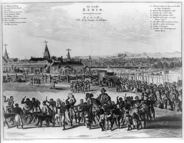 To stąd pochodziła znaczna część karaibskich niewolników. Widok miasta Benin w połowie XVII w. Rycina z książki D. O. Dappera "Description de l'Afrique", wydanej w Amsterdamie w 1686 roku (źródło: domena publiczna).