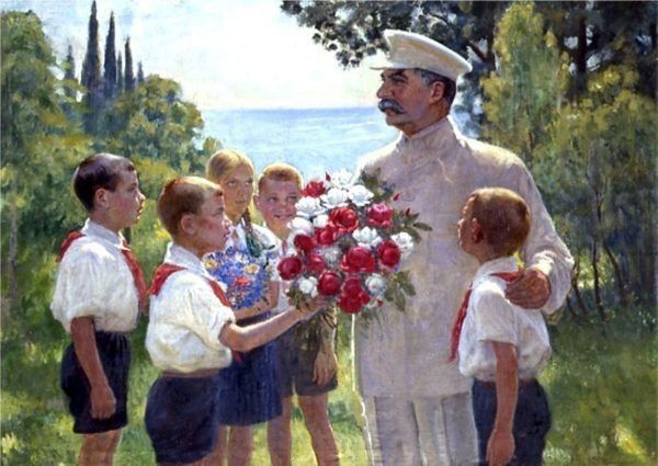 "Róże dla Stalina" - obraz socrealistycznego twórcy Borysa Władymirskiego z 1949 roku. Dzieło to zresztą uważane jest za klasyczny przykład propagandowej twórczości socrealistycznej.