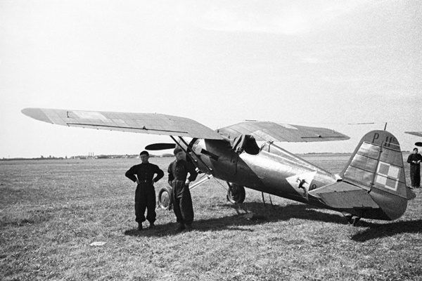 PZL P.11 w 1939 roku. Między innymi takich maszyn używali polscy piloci w kampanii wrześniowej walcząc z Luftwaffe. 