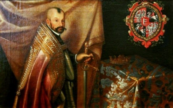 Pasję do polowania Batory zachował do końca życia, nawet jako król Polski. Na obrazie widzimy go w stroju koronacyjnym.