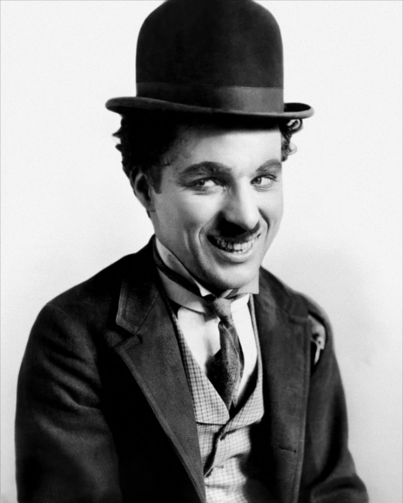 Drugie małżeństwo Charliego Chaplina miało być spowodowane groźbą matki Lity Grey, że oskarży sławnego komika o gwałt na córce.