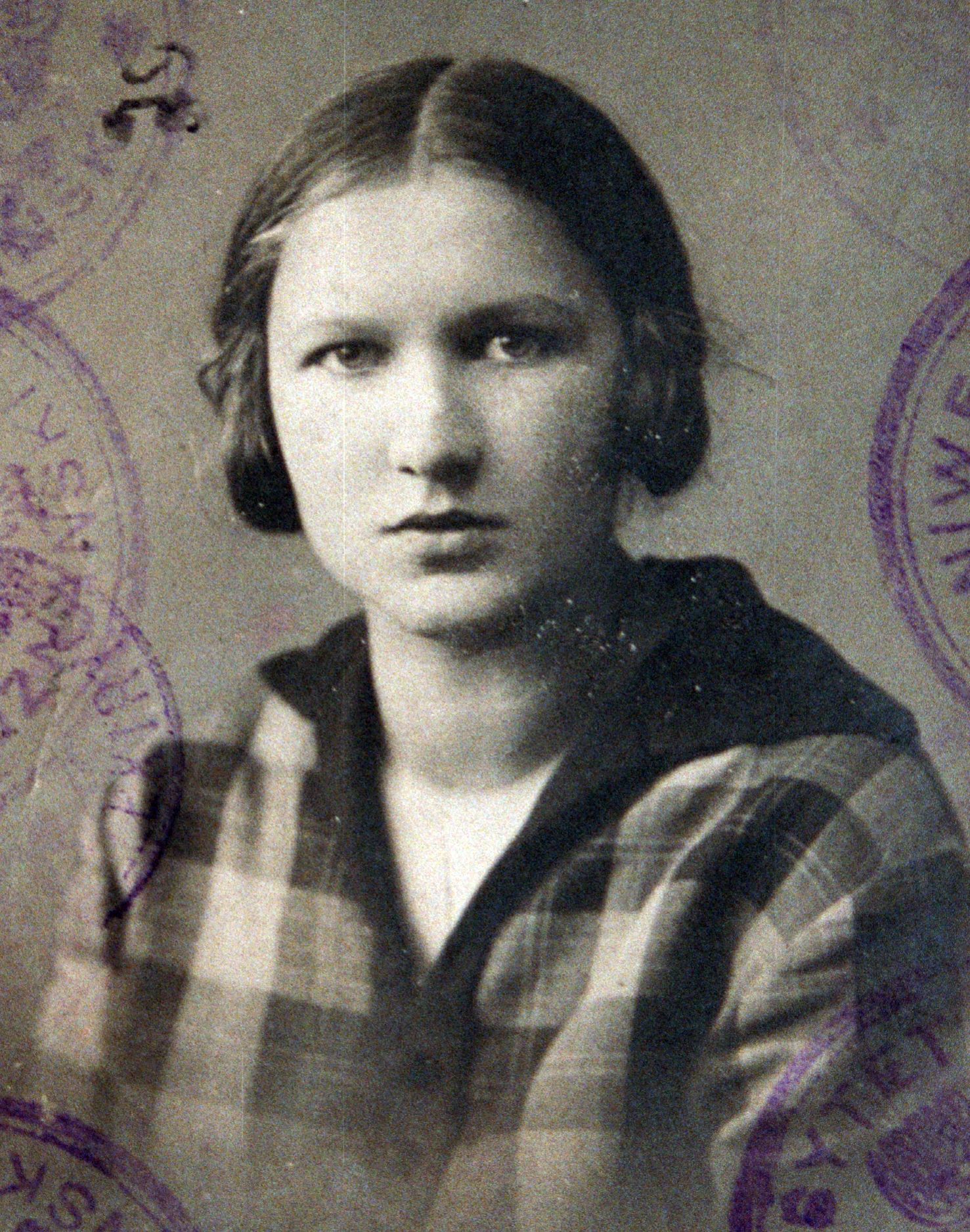 Elzbieta Zawacka "Zo". Fotografia pochodzi z książki "Wielka Księga Armii Krajowej" (Znak Horyzont 2015).