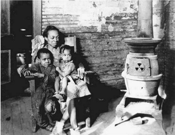 W czasie Wielkiego Kryzysu Afroamerykanie mieli gigantyczny problem ze znalezieniem nawet najgorszej posady. Fotografia pochodzi z roku 1937.