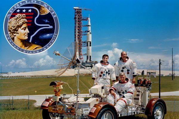 Załoga misji Apollo 17 przed startem (fot. NASA, domena publiczna).