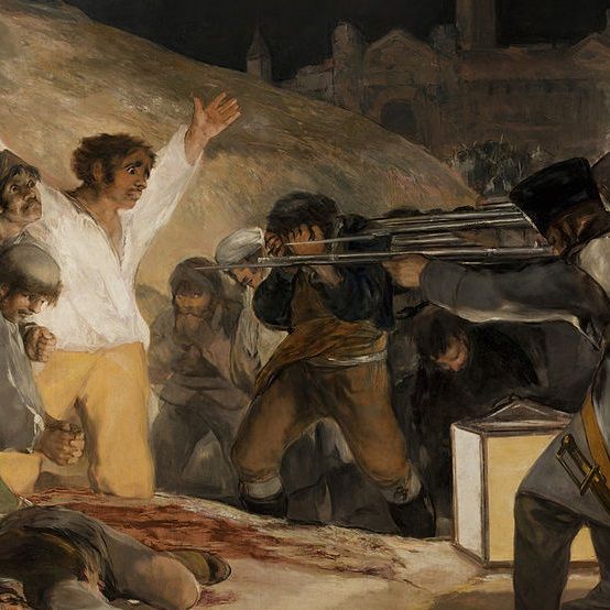 Na współczesnych okrucieństwa, których dopuszczały się wojska napoleońskie, robiły wielkie wrażenie. Francisco Goya rozstrzeliwanie jeńców po skierowanym przeciw Francuzom powstaniu w Madrycie w 1808 roku uwiecznił na obrazie "Trzeci maja" (źródło: domena publiczna).