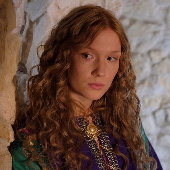 Marta Bryła jako Aldona Anna w serialu Korona królów
