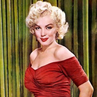 Marilyn Monroe wzbudzała całe morze kontrowersji. Marilyn Monroe wzbudzała całe morze kontrowersji.