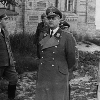 Rosenberg w Kijowie (fot. Bundesarchiv, Bild 146-1994-006-30A, lic. CC-BY-SA 3.0)