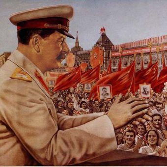 Sympatia Polaków do człowieka, który wymordował miliony? Stalina nie tylko lubiano, ale i kochano. Na ilustracji fragment plakatu propagandowego. Sympatia Polaków do człowieka, który wymordował miliony? Stalina nie tylko lubiano, ale i kochano. Na ilustracji fragment plakatu propagandowego.