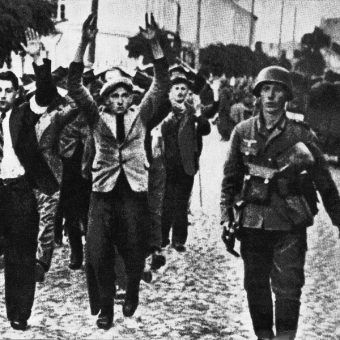 Łapanka w Warszawie (fot. domena publiczna).