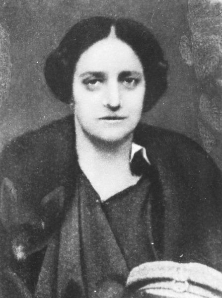 Aleksandra Szczerbińska na fotografii portretowej z 1919 roku