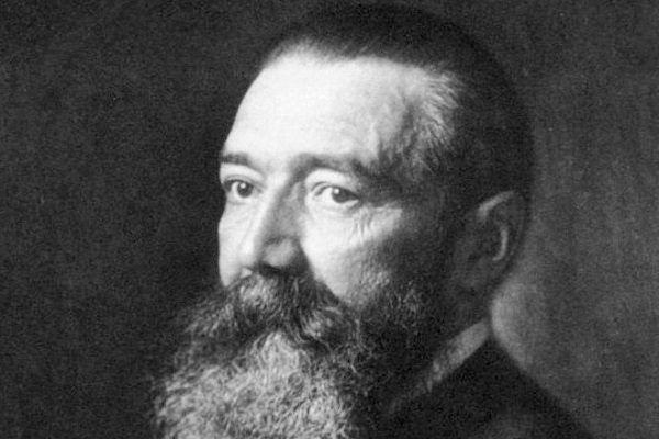 Paul Julius Möbius. Fotografia portretowa wykonana około 1900 roku. Paul Julius Möbius. Fotografia portretowa wykonana około 1900 roku.