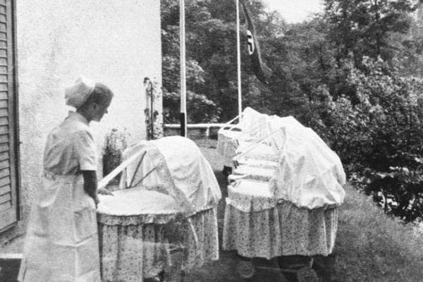 Dzieci urodzone w ośrodku Lebensborn. Dzieci urodzone w ośrodku Lebensborn.