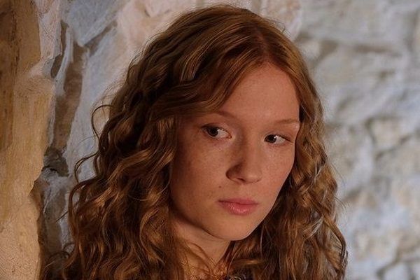 Marta Bryła jako Aldona Anna w serialu "Korona królów". Marta Bryła jako Aldona Anna w serialu "Korona królów".