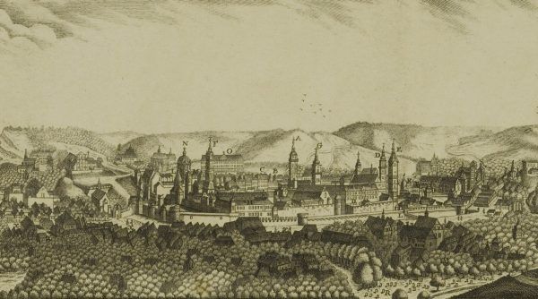 Lwów jako największe miasto w Galicji i Lodomerii po pierwszym zaborze nie miał konkurencji. Na ilustracji widok miasta z początku XIX wieku.