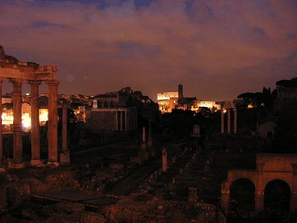 Forum Romanum – pozostałości po dawnej stolicy cesarstwa rzymskiego
