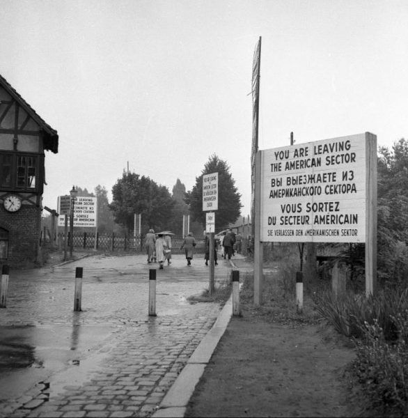 Granice sektorów, Berlin Düppel, 1955