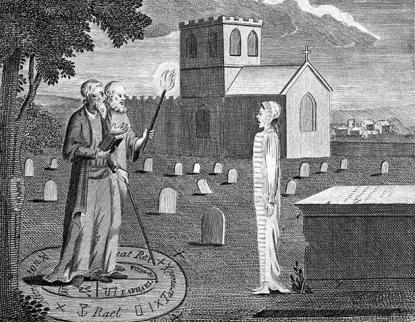 O ile jednak Dee pozostał w głębi duszy uczonym i uczciwym poszukiwaczem prawdy, to jego pomocnik Edward Kelley (1555–1595), aptekarz-alchemik, był typowym spryciarzem i oszustem, „złym duchem”