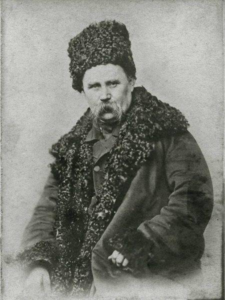 Taras Szewczenko, wybitny ukraiński poeta, malarz i etnograf, żyjący w latach 1814–1861, także urodził się jako chłop pańszczyźniany.
