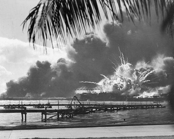Polem III wojny światowej będzie Pacyfik (na zdj. atak na Pearl Harbor w 1941 roku).
