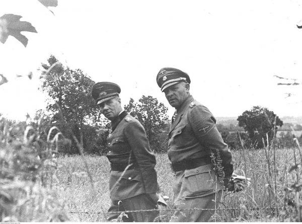 Dowódca Pierwszego Korpusu Pancernego „Leibestandarte”, Sepp Dietrich, od którego wracał Rommel, zwrócił się do Luftwaffe z prośbą o zapewnienie feldmarszałkowi „dyskretnej ochrony”.