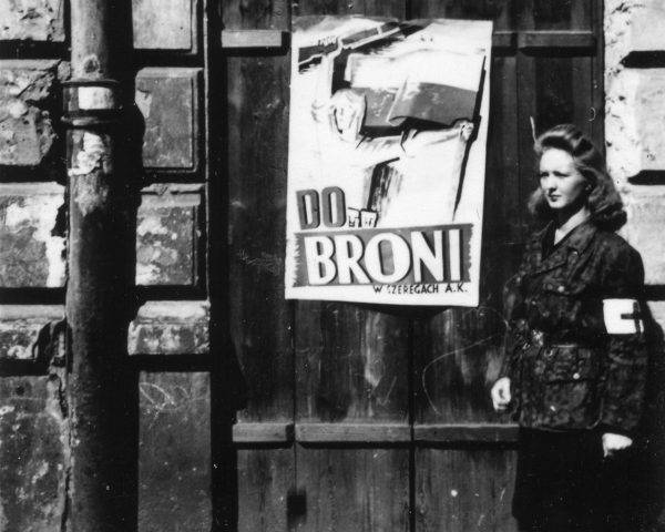 Łącznie w powstaniu warszawskim wzięło udział ok. 7000 kobiet; stanowiły niemal 30% wszystkich uczestników zmagań.