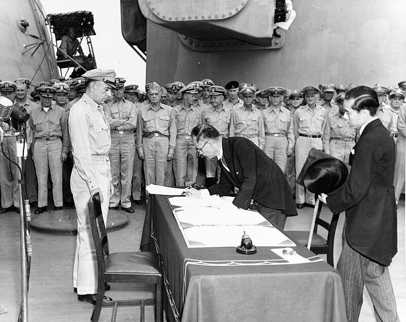 Warunki kapitulacji Japonii | CiekawostkiHistoryczne.pl
