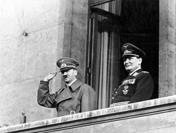 Albert, w przeciwieństwie do Hermanna, gardził działaniami Hitlera.