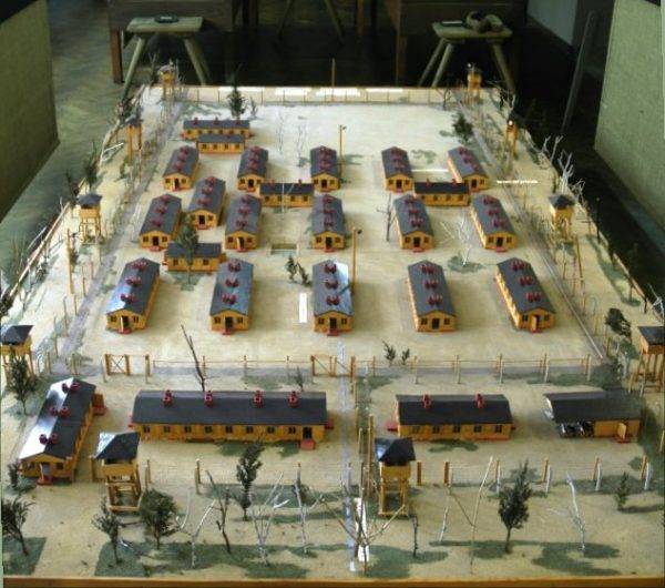 Model obozu Stalag Luft III w Żaganiu.