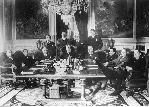 Manuel Azaña y Díaz – drugi i ostatni prezydent (1936–1939) Drugiej Republiki Hiszpańskiej.