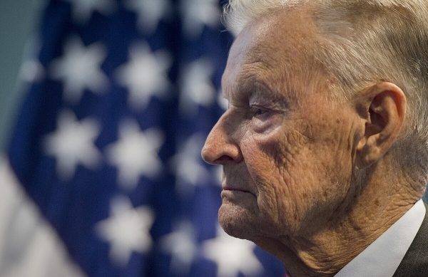 Brzezinski at Distinguished Public Service Award