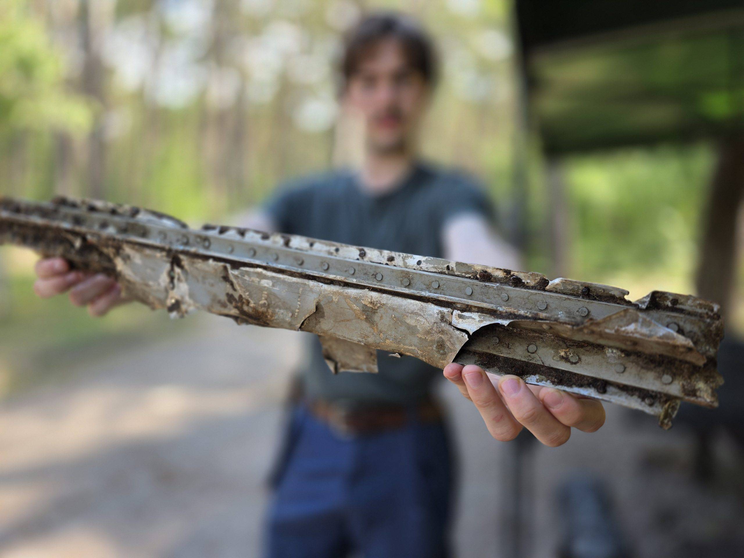 Resident finds WWII Allied aircraft wreckage in forest near Świnoujście